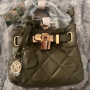 NWT BADGLEY MISCHKA MINI QUILTED CROSSBODY HUNTER GREEN